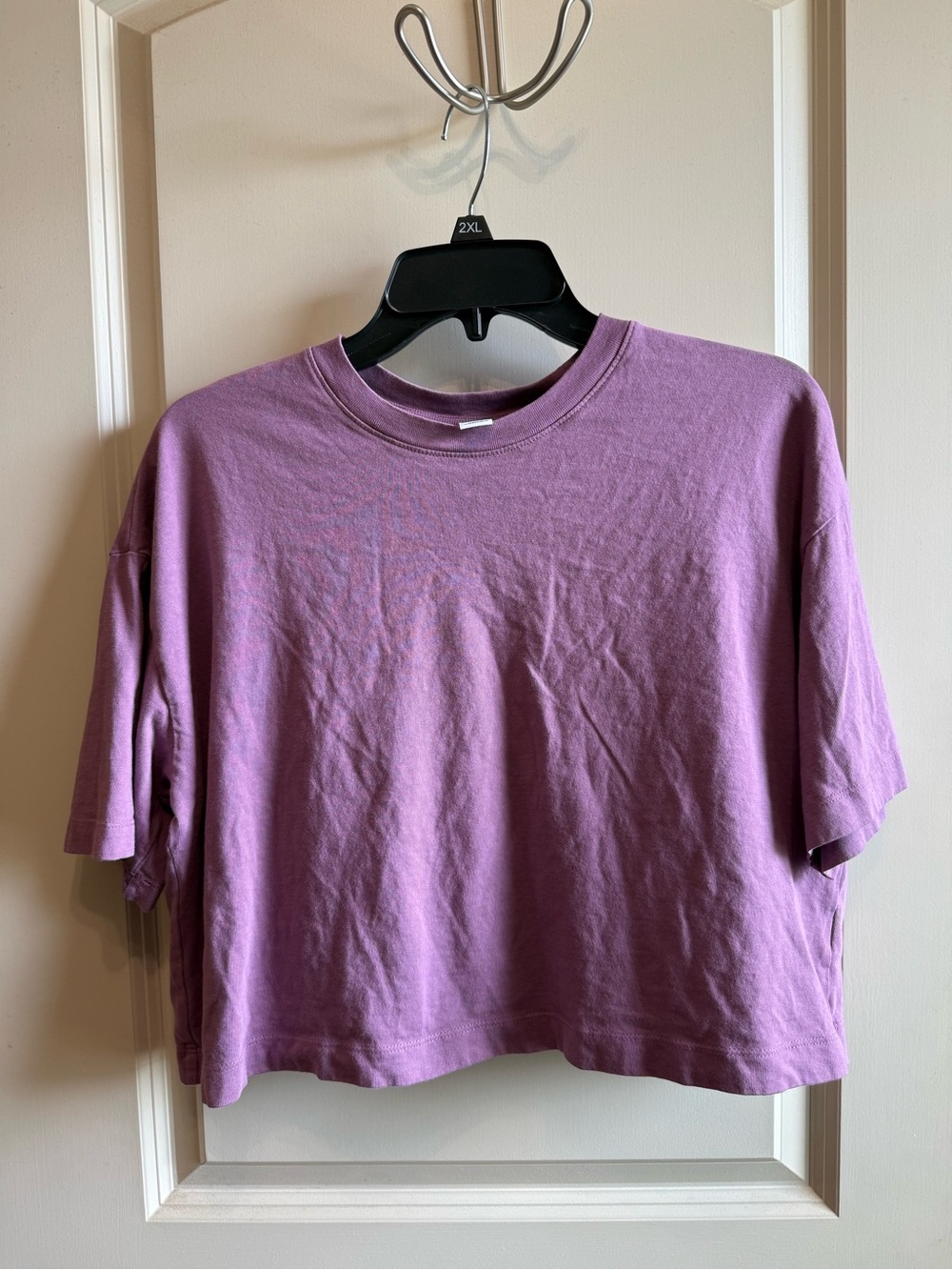 Old Navy 💜 Cropped Crewneck Tee - Women